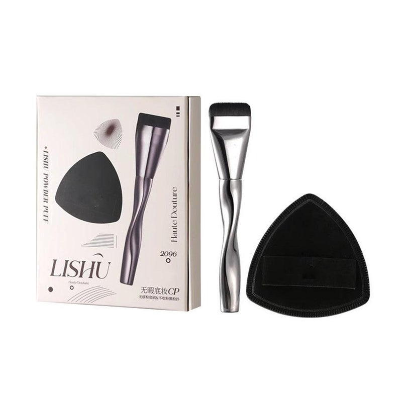 Spiral flat-top foundation brush, lightweight and doesn't absorb much product. Makeup tools from Cangzhou.